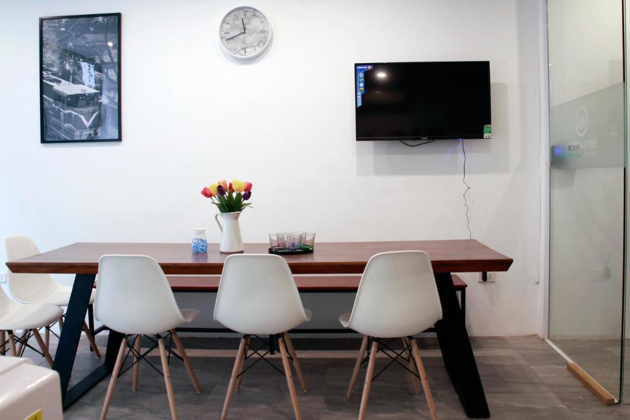 Sky Garden Serviced Apartment Hanoi Buitenkant foto